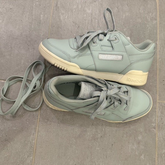 Reebok’s - Picture 1 of 4